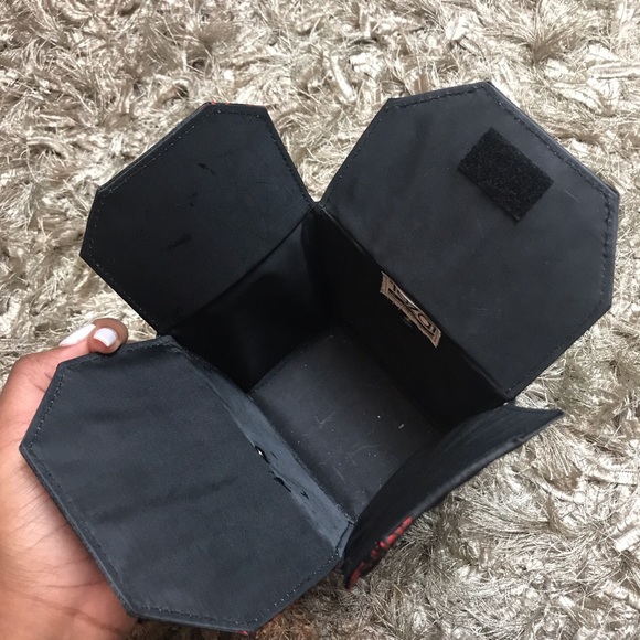 Chinese Box Purse - Picture 4 of 4